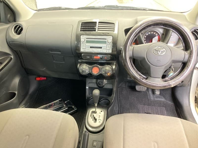 TOYOTA IST 2008 10 thumbnail 4