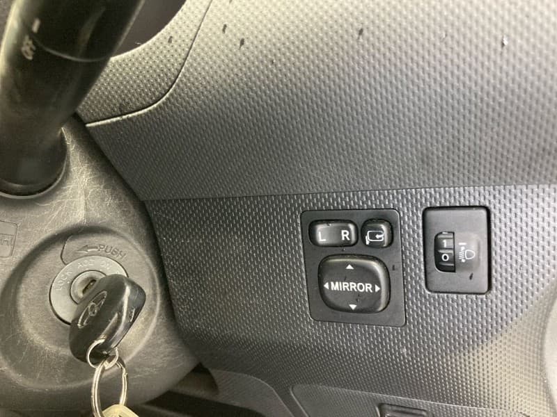 TOYOTA IST 2008 10 thumbnail 5
