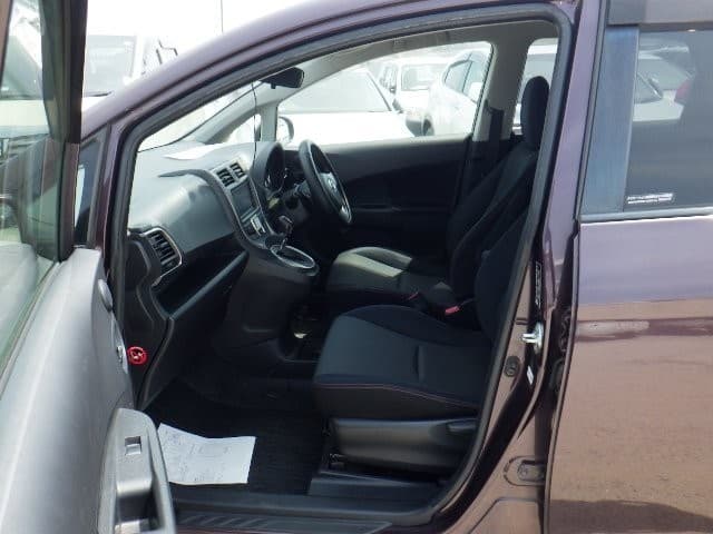 TOYOTA RACTIS 2010 12 thumbnail 15