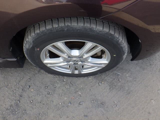 TOYOTA RACTIS 2011 7 thumbnail 16