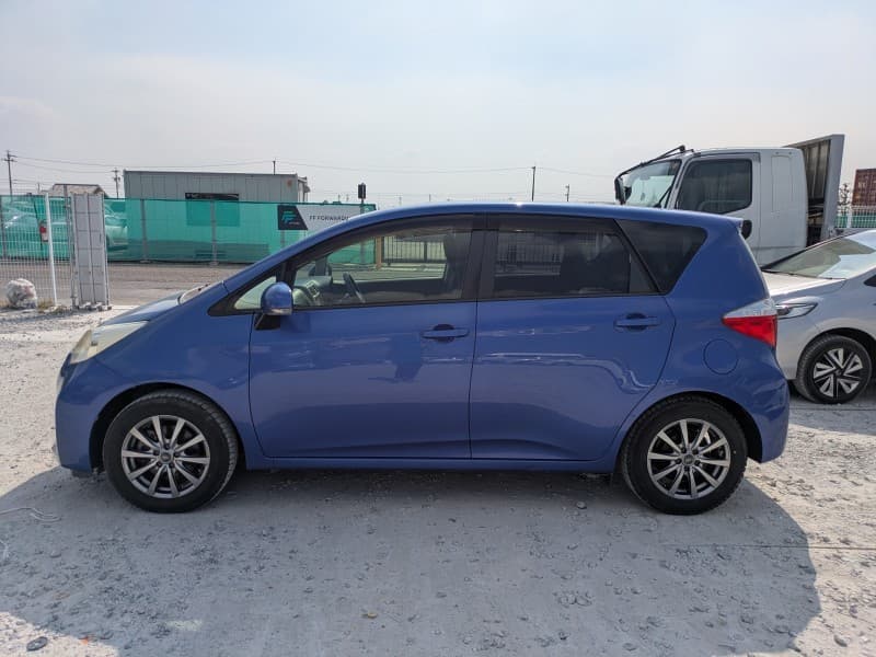 TOYOTA RACTIS 2014 3 thumbnail 8