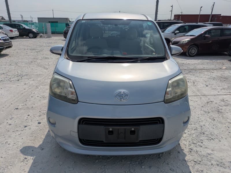 TOYOTA PORTE 2013 6 thumbnail 2