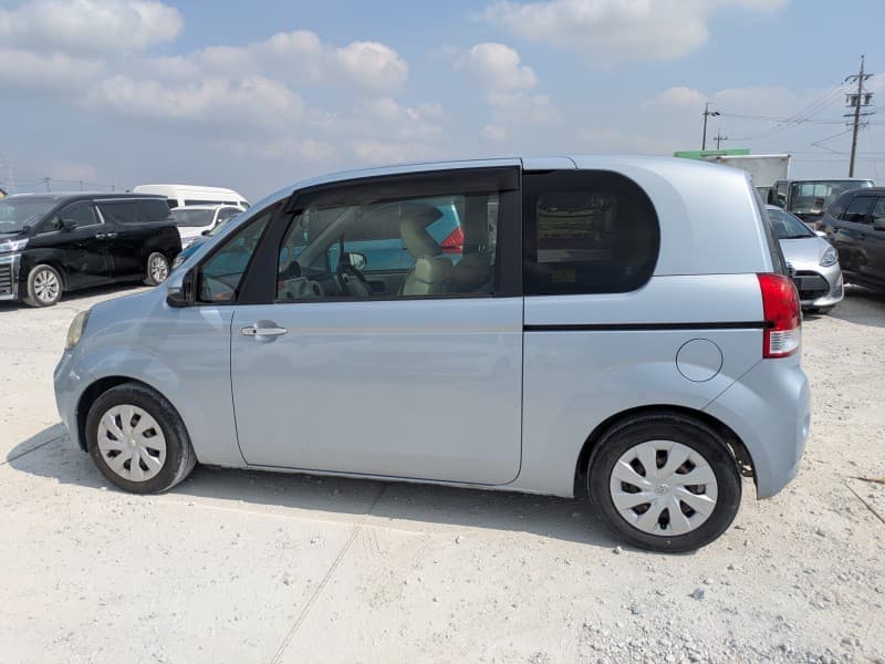 TOYOTA PORTE 2013 6 thumbnail 8