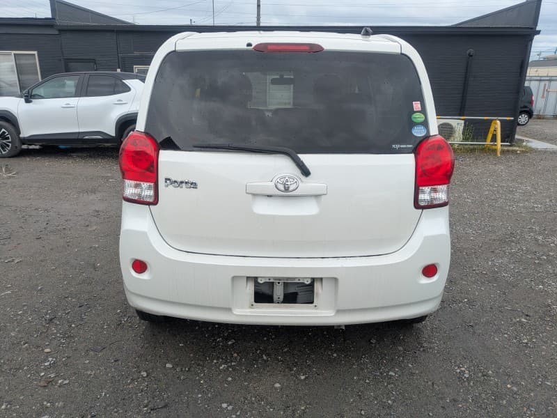 TOYOTA PORTE 2013 7 thumbnail 5