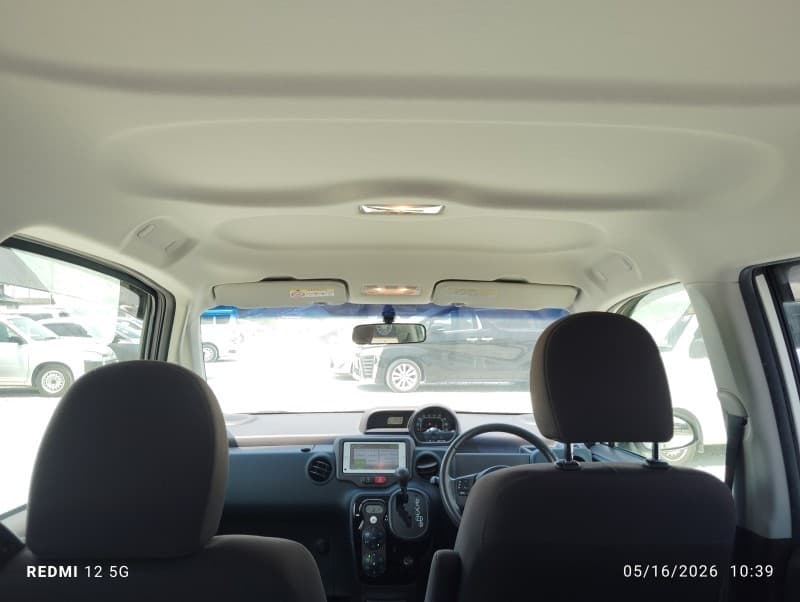 TOYOTA PORTE 2013 9 thumbnail 10
