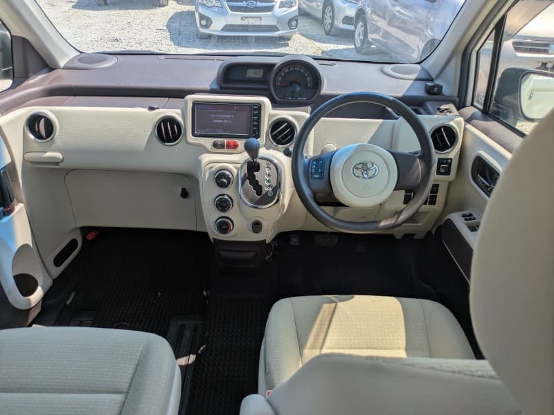 TOYOTA PORTE 2014 9 thumbnail 15