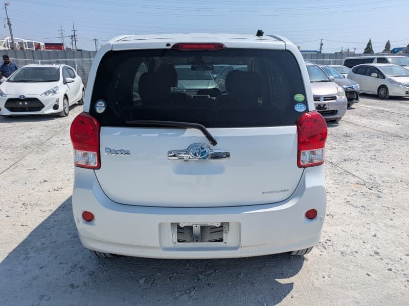 TOYOTA PORTE 2014 9 thumbnail 6