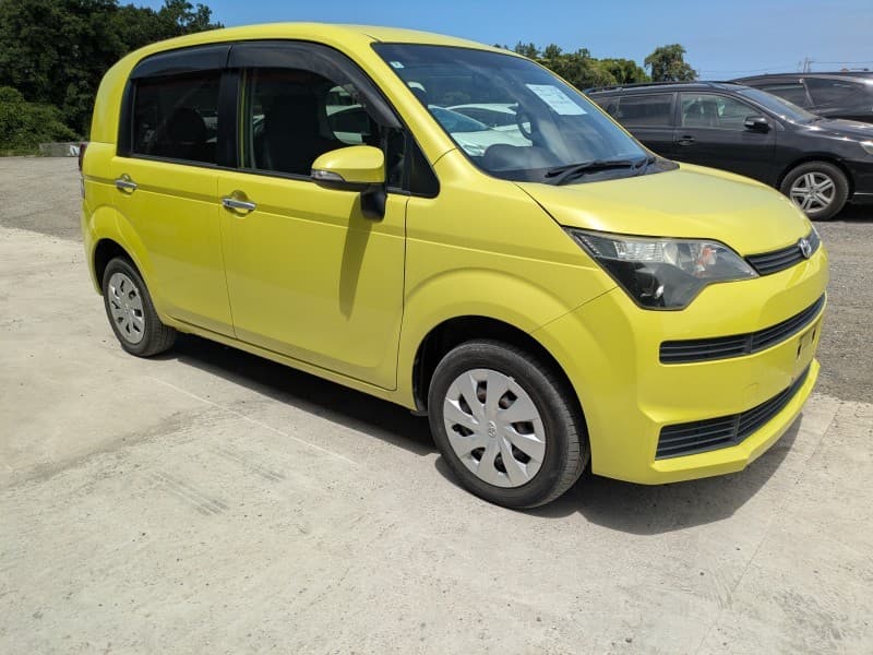 TOYOTA SPADE 2014