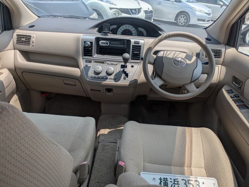 TOYOTA RAUM 2011 7 thumbnail 13