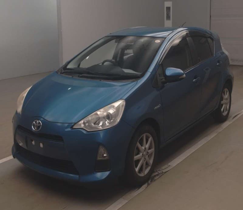 TOYOTA AQUA 2012 3 thumbnail 2