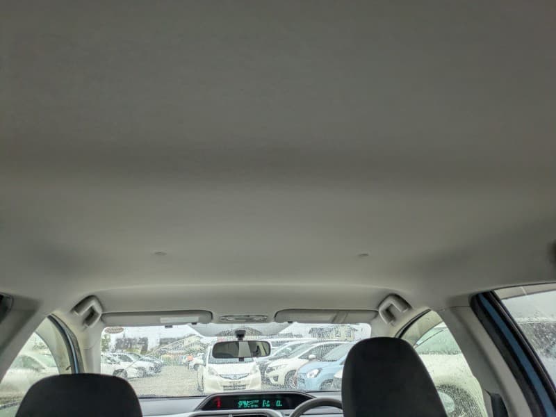 TOYOTA AQUA 2012 9 thumbnail 12
