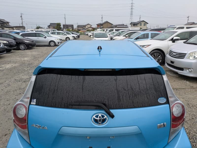 TOYOTA AQUA 2012 9 thumbnail 9