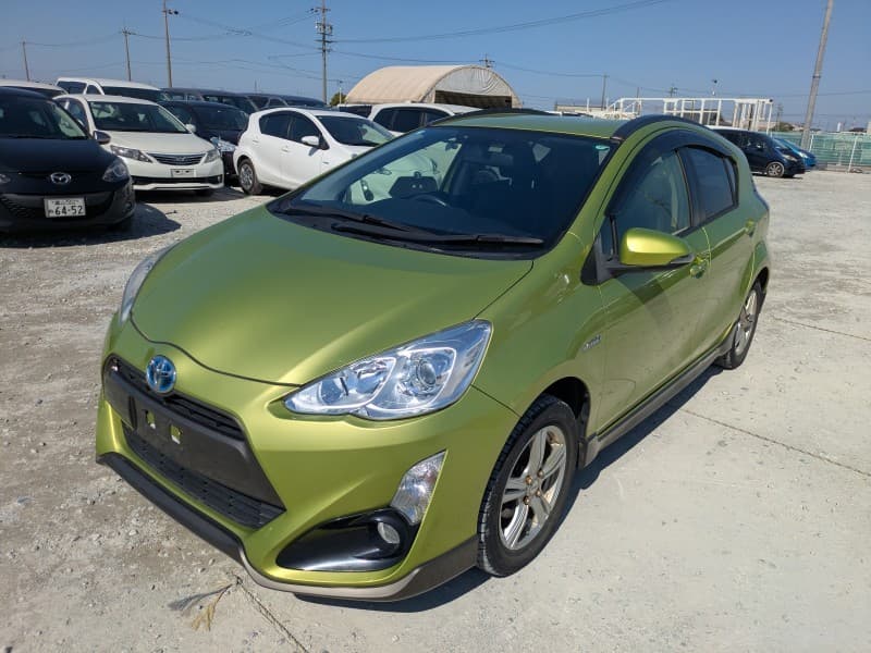 TOYOTA AQUA 2015 3 thumbnail 3