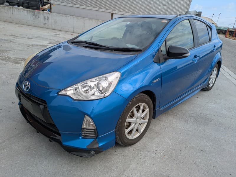 TOYOTA AQUA 2012 4 thumbnail 3