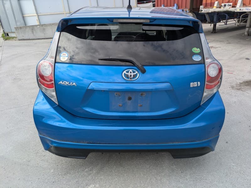 TOYOTA AQUA 2012 4 thumbnail 5