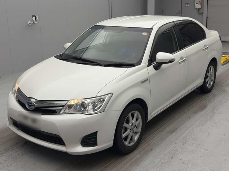 TOYOTA COROLLA AXIO 2013 9 thumbnail 2