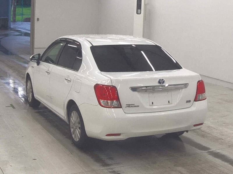 TOYOTA COROLLA AXIO 2013 10 thumbnail 4