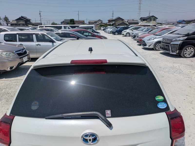 TOYOTA COROLLA FIELDER 2013 11 thumbnail 11