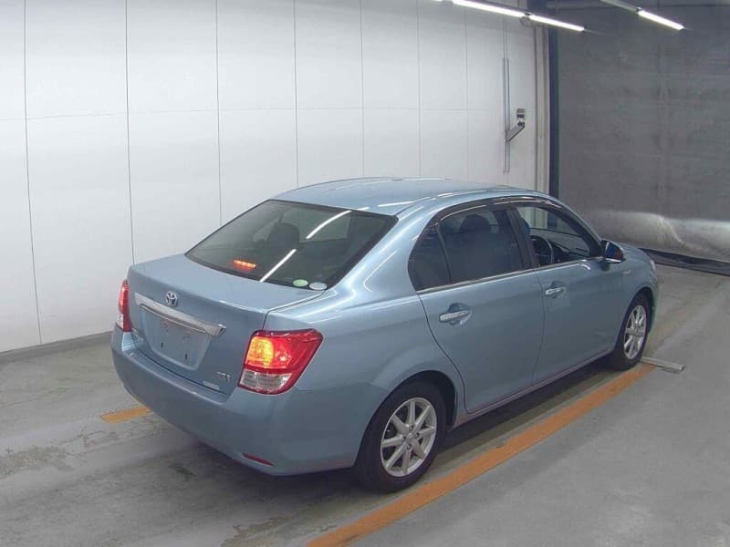 TOYOTA COROLLA AXIO 2013 10 thumbnail 4