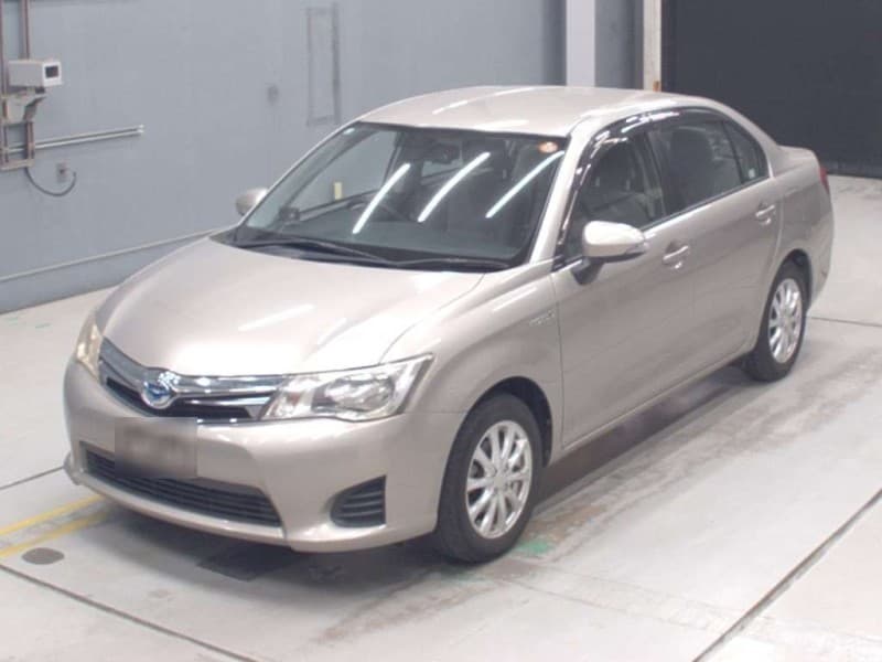 TOYOTA COROLLA AXIO 2013 12 thumbnail 2