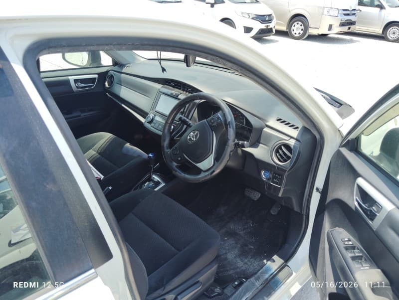 TOYOTA COROLLA AXIO 2014 1 thumbnail 12