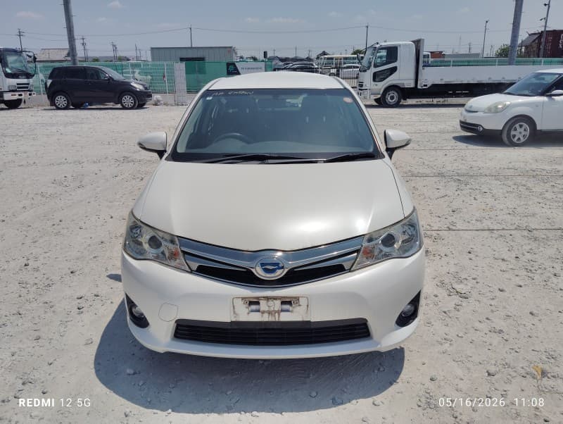 TOYOTA COROLLA AXIO 2014 1 thumbnail 2
