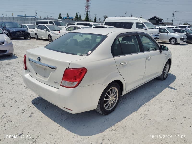 TOYOTA COROLLA AXIO 2014 1 thumbnail 4