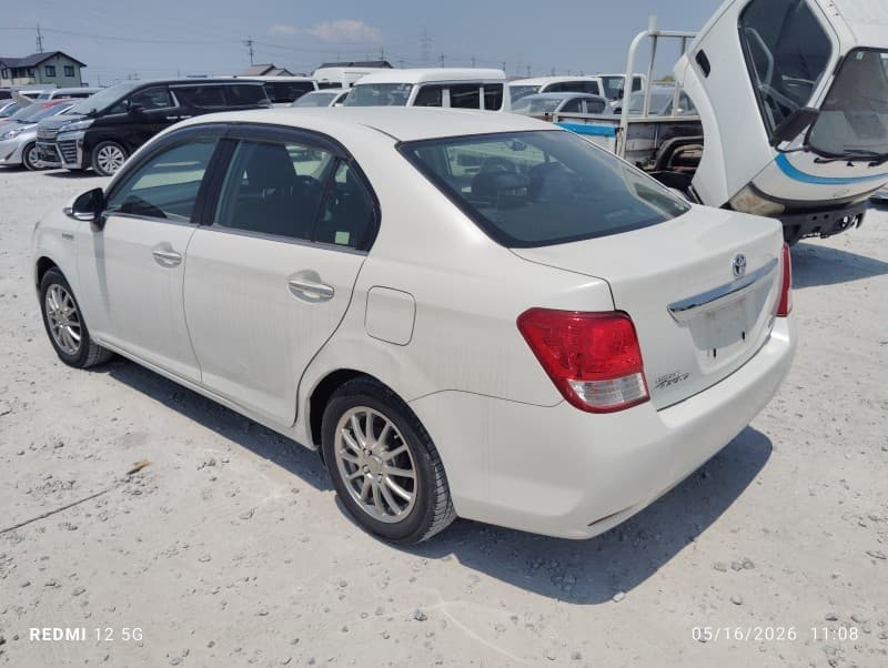 TOYOTA COROLLA AXIO 2014 1 thumbnail 6