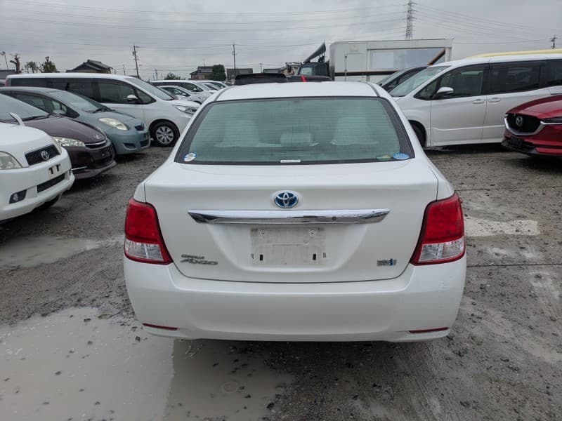 TOYOTA COROLLA AXIO 2014 3 thumbnail 5