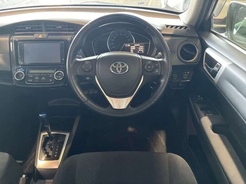TOYOTA COROLLA AXIO 2014 5 thumbnail 5