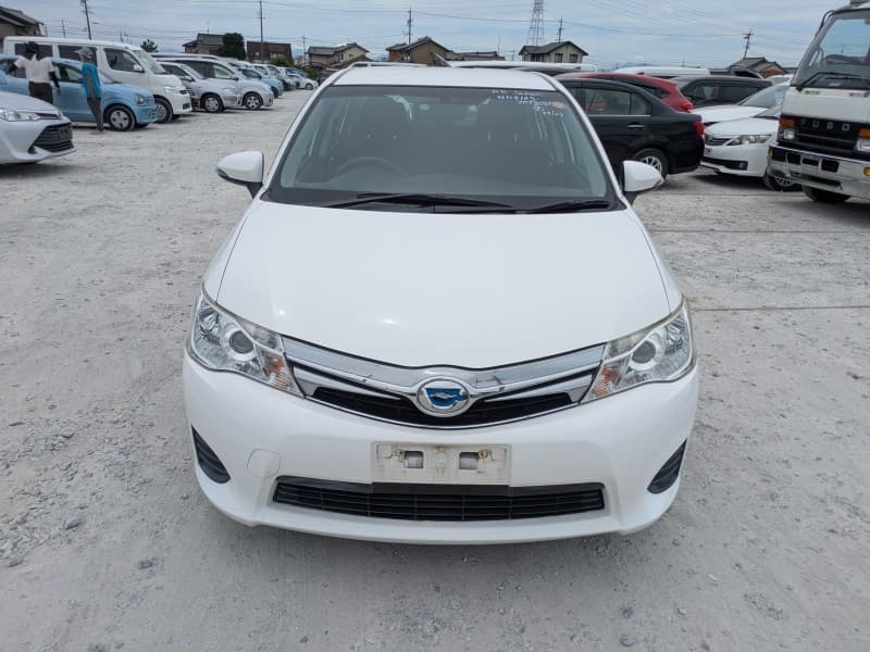 TOYOTA COROLLA AXIO 2014 12 thumbnail 2