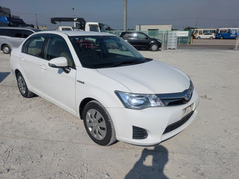TOYOTA COROLLA AXIO 2015