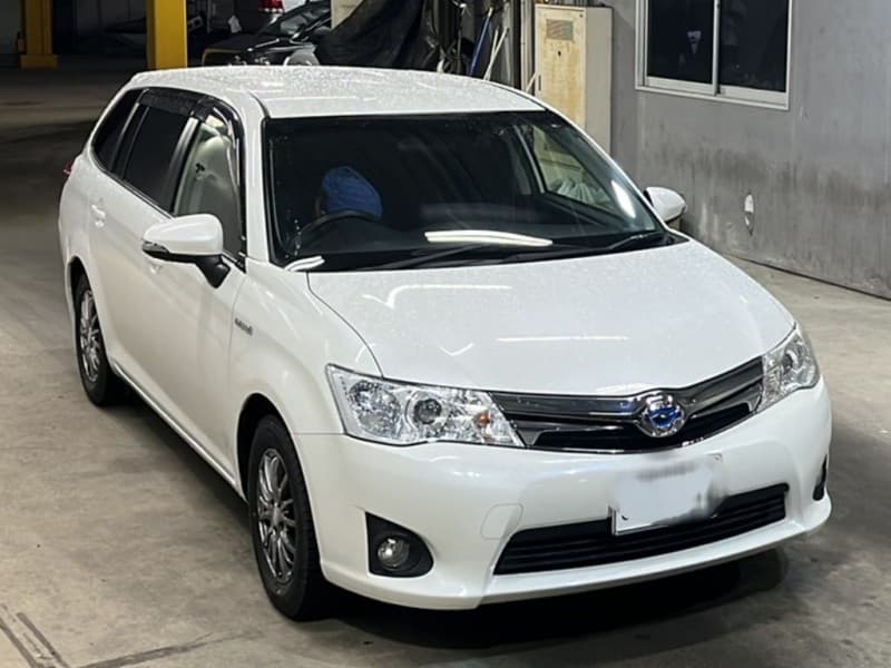 TOYOTA COROLLA FIELDER 2014