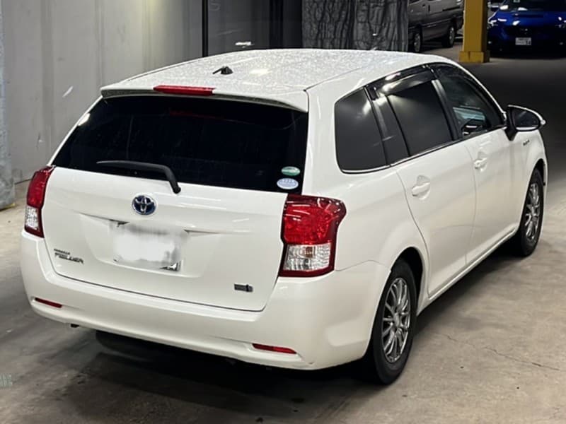TOYOTA COROLLA FIELDER 2014 10 thumbnail 3