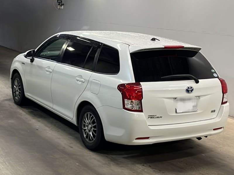 TOYOTA COROLLA FIELDER 2014 10 thumbnail 4
