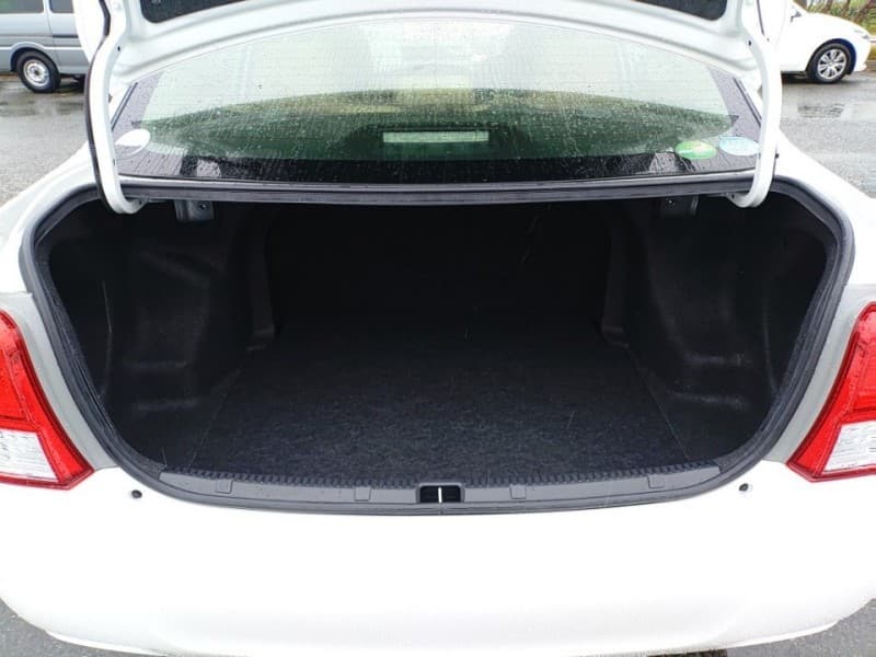 TOYOTA COROLLA AXIO 2014 12 thumbnail 5