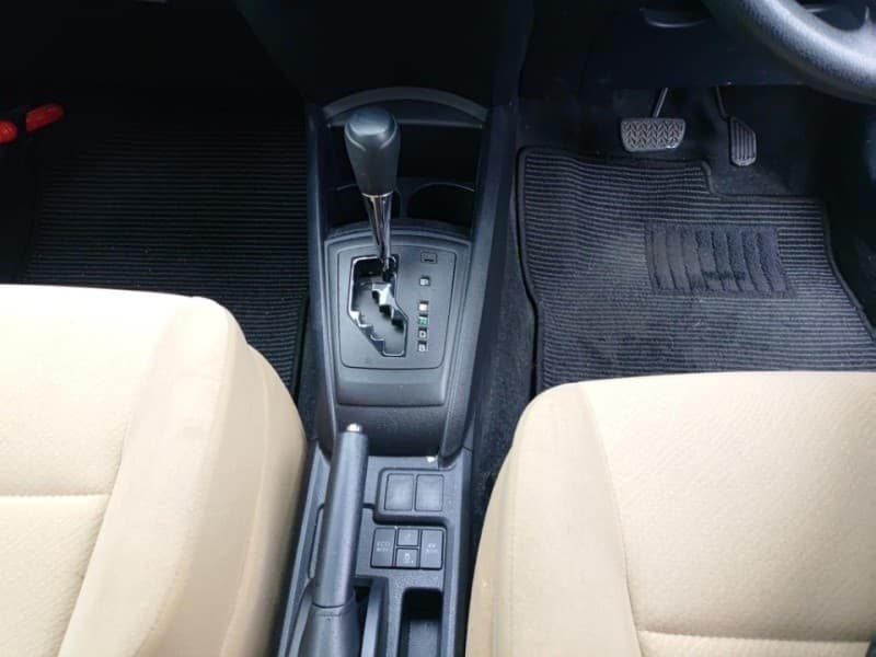 TOYOTA COROLLA AXIO 2014 12 thumbnail 8