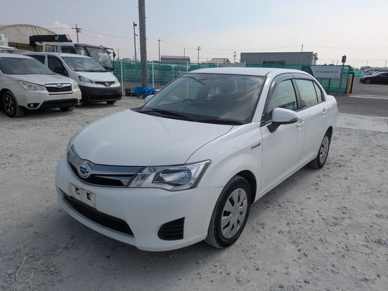 TOYOTA COROLLA AXIO 2015 4 thumbnail 19
