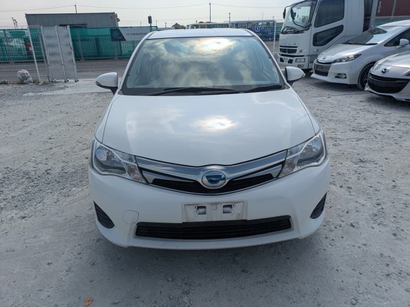 TOYOTA COROLLA AXIO 2015 4 thumbnail 2