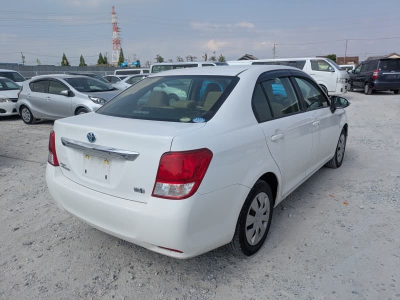 TOYOTA COROLLA AXIO 2015 4 thumbnail 20