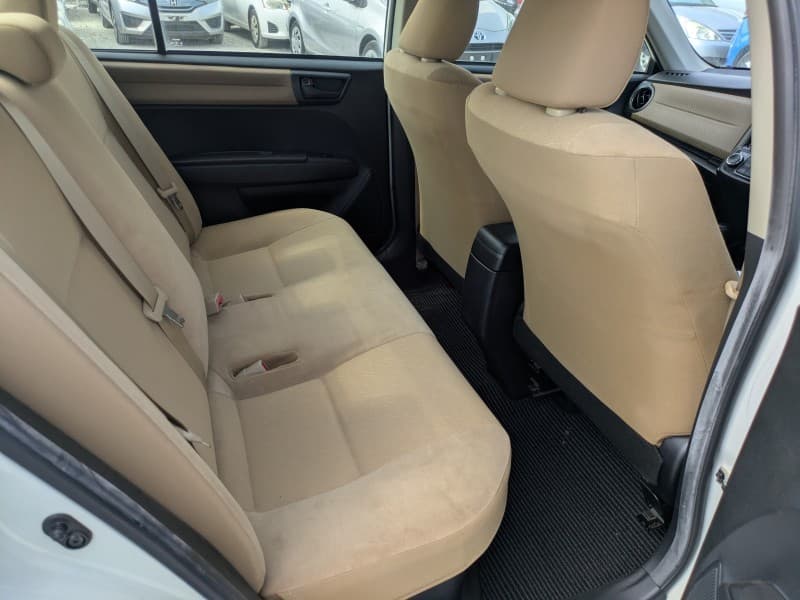 TOYOTA COROLLA AXIO 2015 4 thumbnail 28