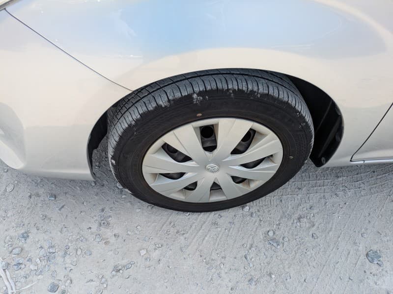 TOYOTA COROLLA AXIO 2015 6 thumbnail 13