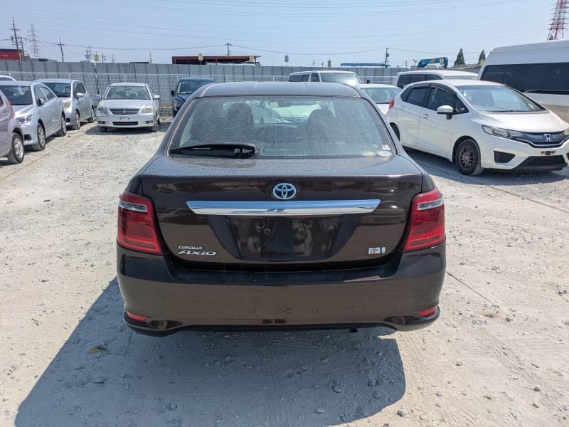 TOYOTA COROLLA AXIO 2015 7 thumbnail 5