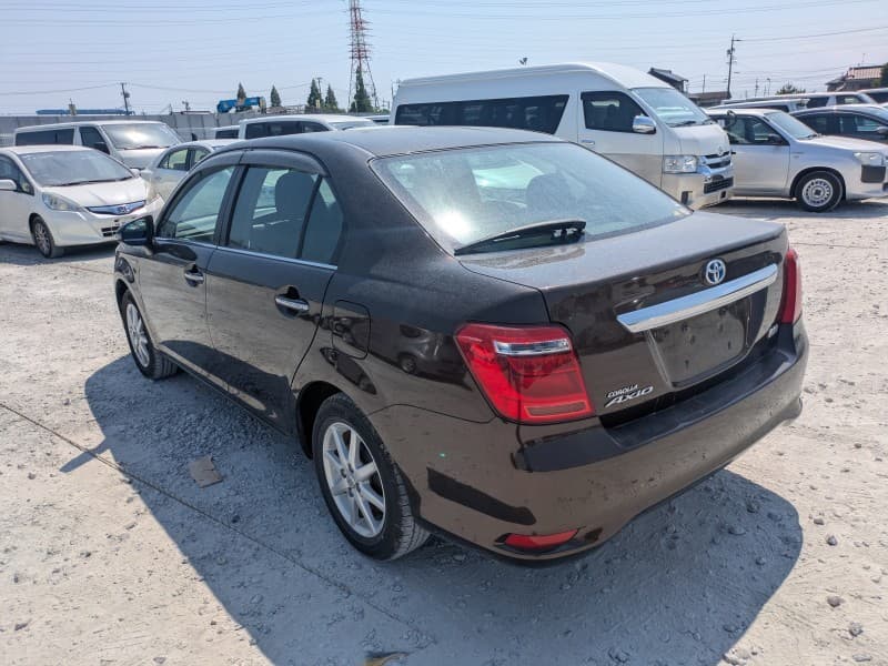 TOYOTA COROLLA AXIO 2015 7 thumbnail 6