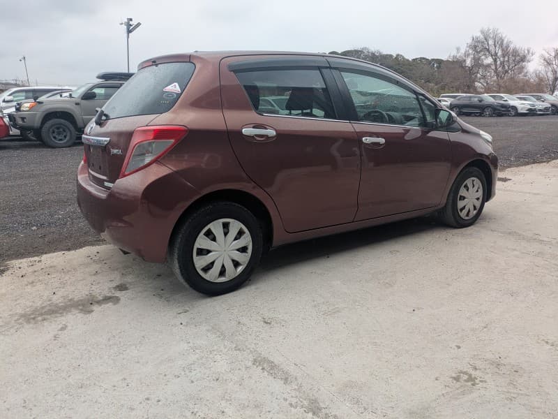 TOYOTA VITZ 2011 3 thumbnail 7