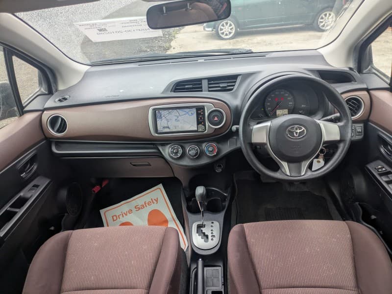 TOYOTA VITZ 2011 3 thumbnail 8