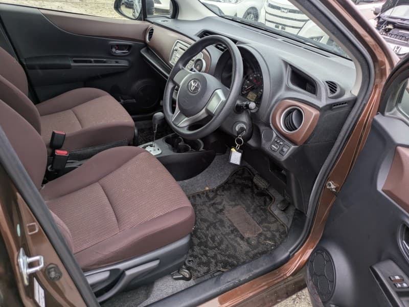 TOYOTA VITZ 2011 6 thumbnail 13