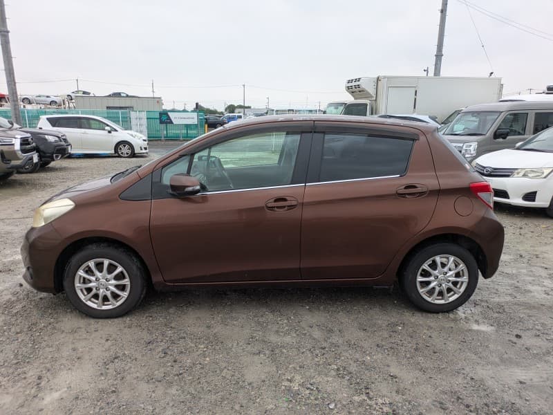 TOYOTA VITZ 2011 6 thumbnail 15