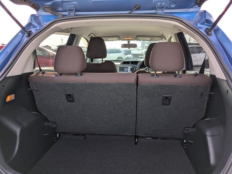 TOYOTA VITZ 2011 6 thumbnail 7