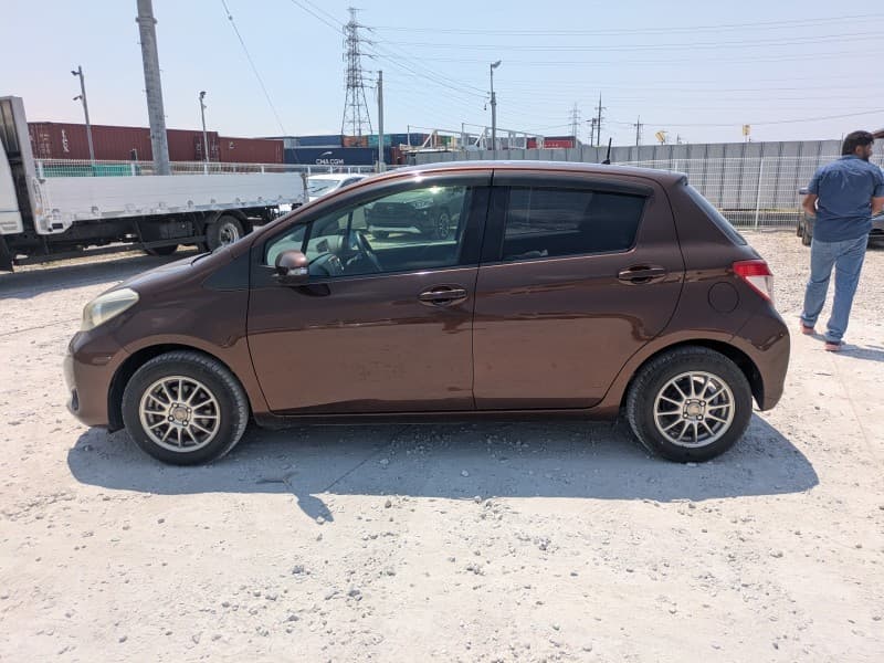 TOYOTA VITZ 2013 3 thumbnail 8